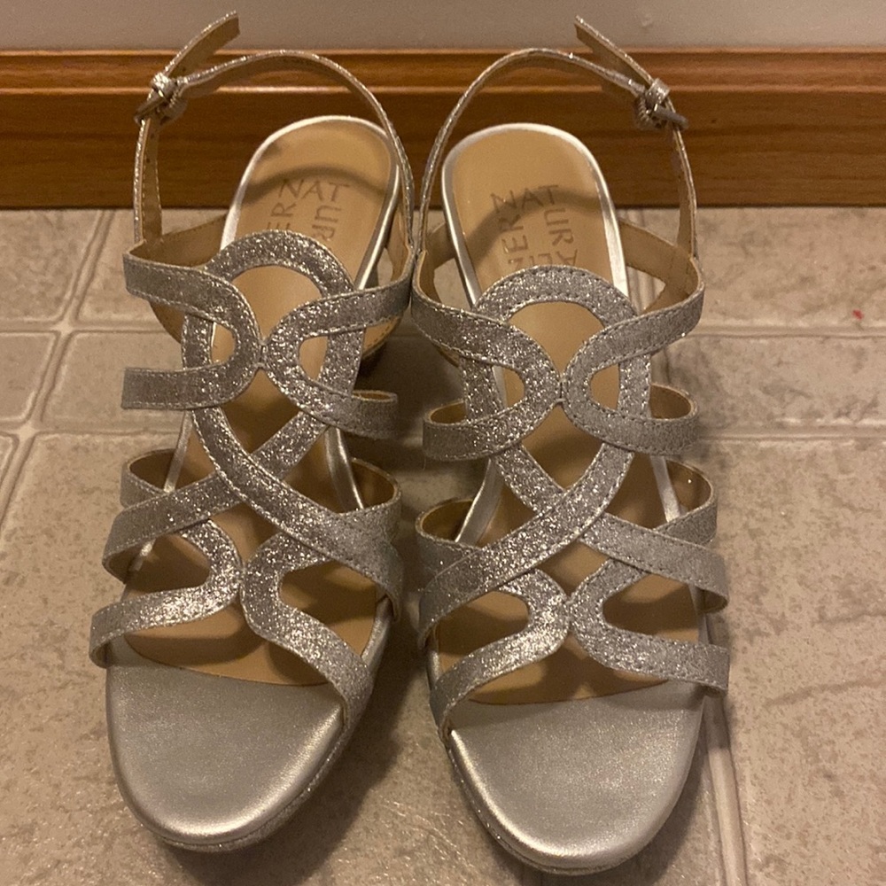 Naturalizer Cameron Silver Glitter Size 6 1/2